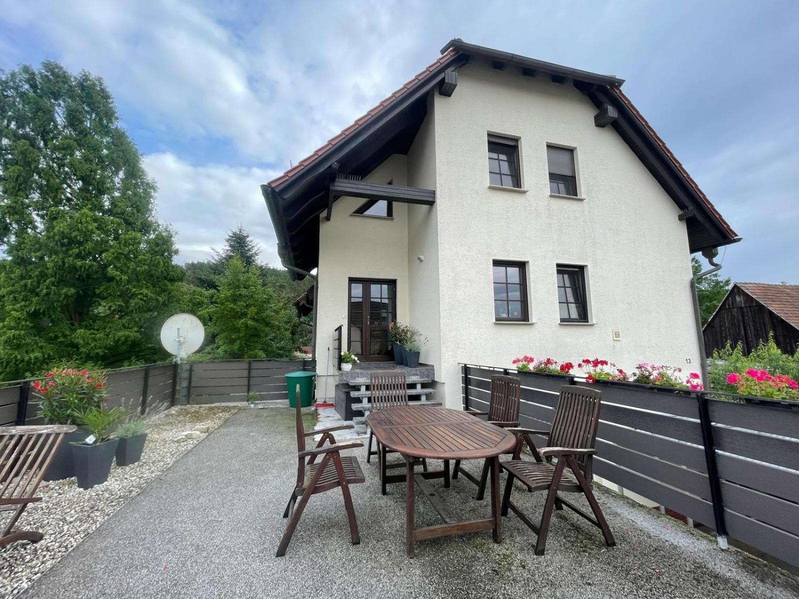 Апартаменты 2-Raum App Mit Terrasse Jena Zoellnitz Экстерьер фото